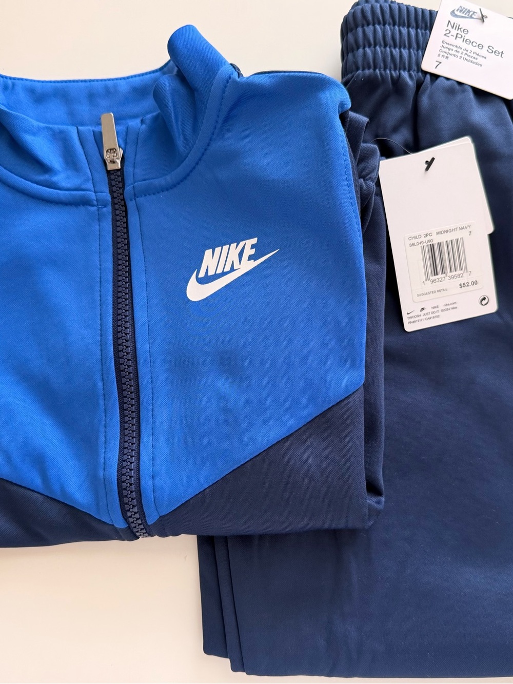 Nike Kids Blue and Navy Colorblock Sweatpants Jogger Set